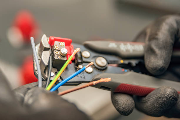 Best 24-Hour Electrician  in Leon, IA