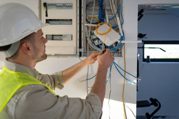 Best 24-Hour Electrician  in Leon, IA
